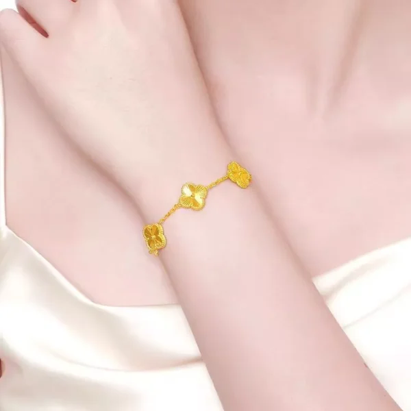 กําไลข้อมือใบโคลเวอร์ - Image 3